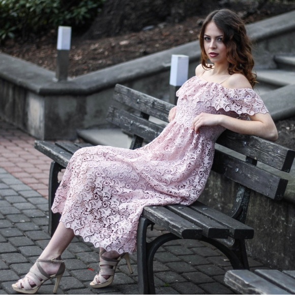 H&M Off-the-shoulder blush lace dress sz 6 - Picture 3 of 16